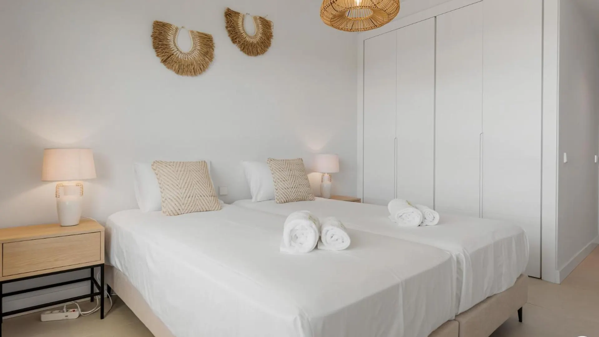 Apartment Vivi Homes - Breeze View, Sauna, Gym & Pool Sitio de Calahonda