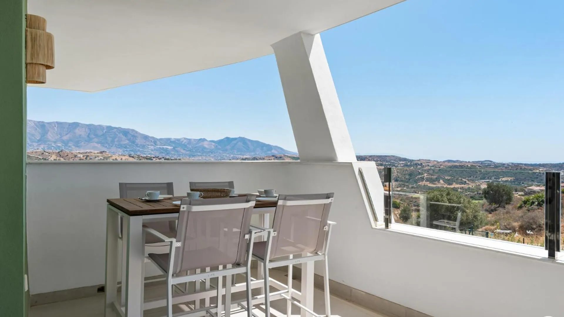 Vivi Homes - Breeze View, Sauna, Gym & Pool Sitio de Calahonda Spain