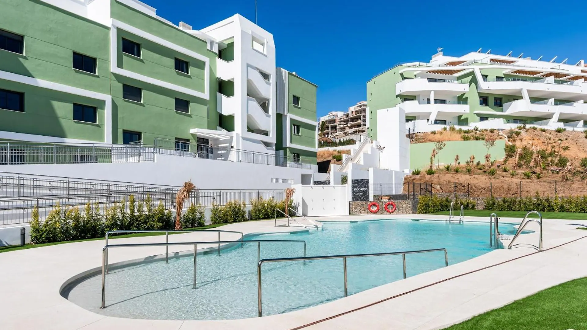 Vivi Homes - Breeze View, Sauna, Gym & Pool Sitio de Calahonda 0*,  Hiszpania