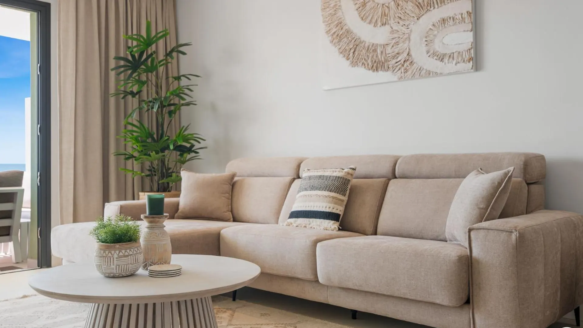 Apartment Vivi Homes - Breeze View, Sauna, Gym & Pool Sitio de Calahonda