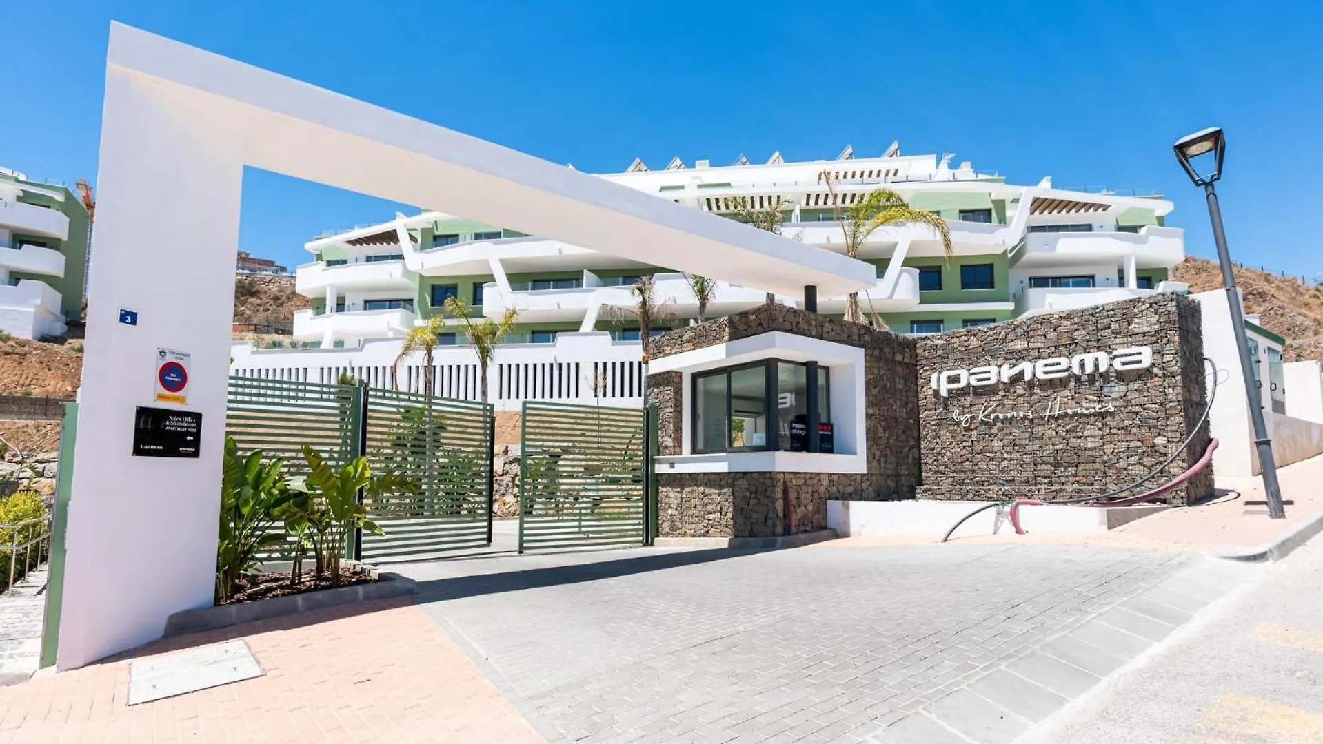 Vivi Homes - Breeze View, Sauna, Gym & Pool Sitio de Calahonda 0*,